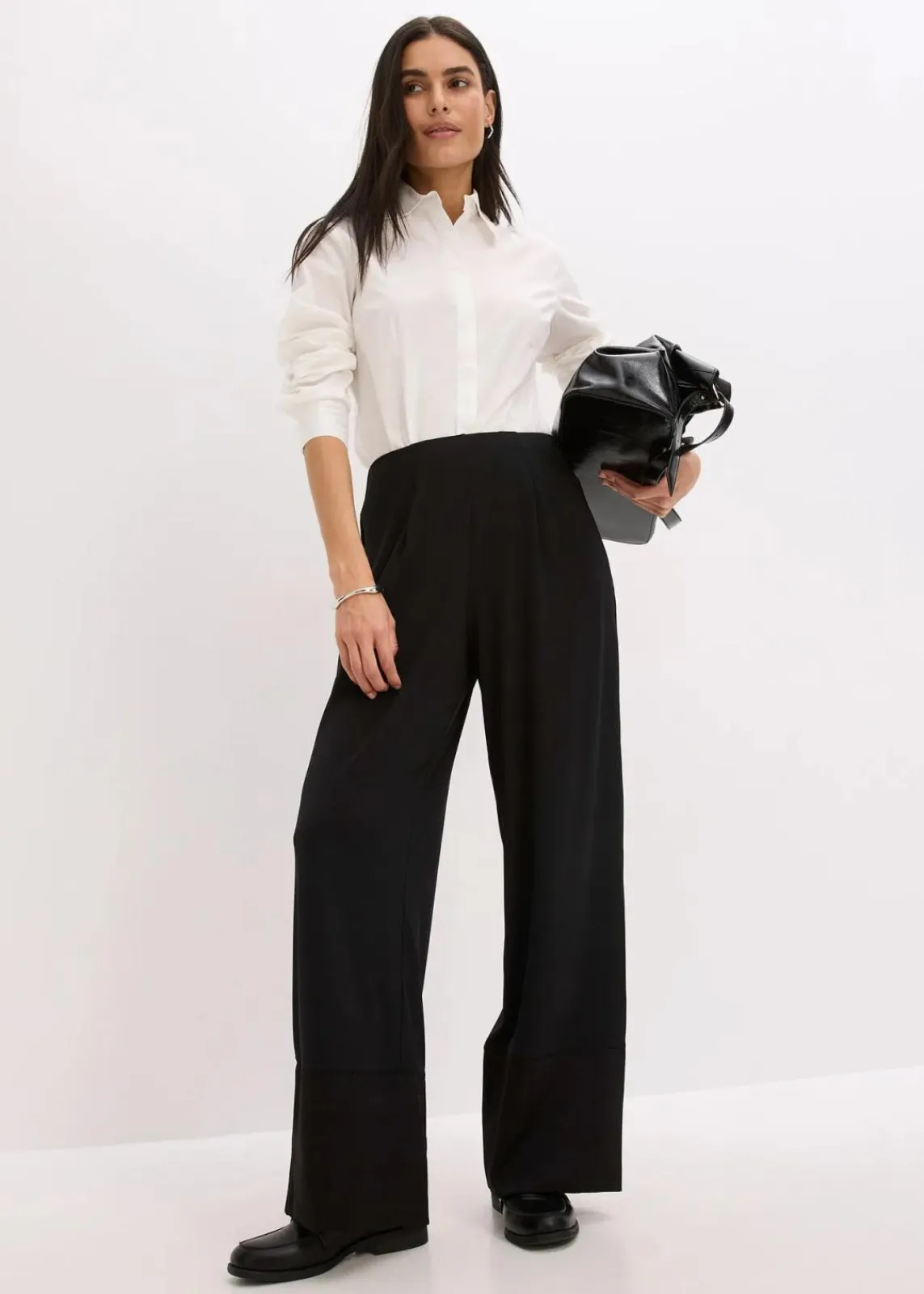 bonprix Bekleidung·Kleider|Hosen^Jersey-Hose mit Satinbesätzen schwarz