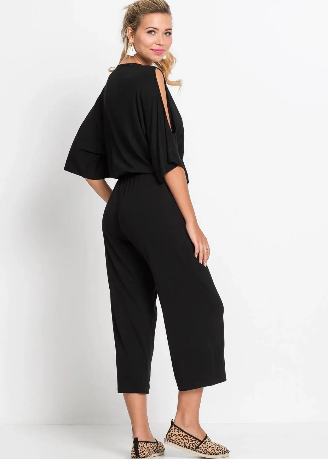 bonprix Bekleidung·Homewear|Jumpsuits^Jersey-Jumpsuit aus fließender Viskose schwarz