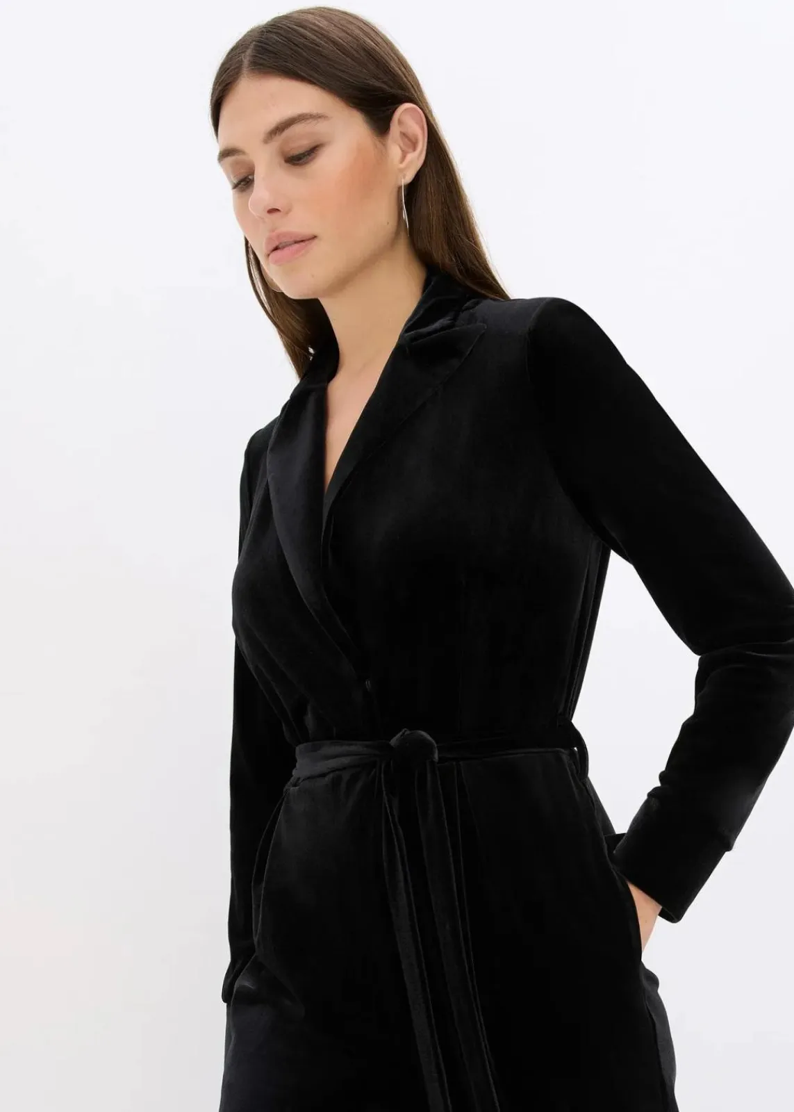 bonprix Bekleidung·Homewear|Jumpsuits^Jersey-Jumpsuit aus fließendem Samt schwarz