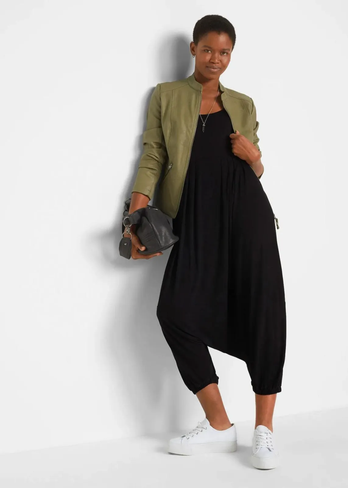 bonprix Bekleidung·Homewear|Jumpsuits^Jersey-Jumpsuit aus fließendem Viskose-Mix schwarz