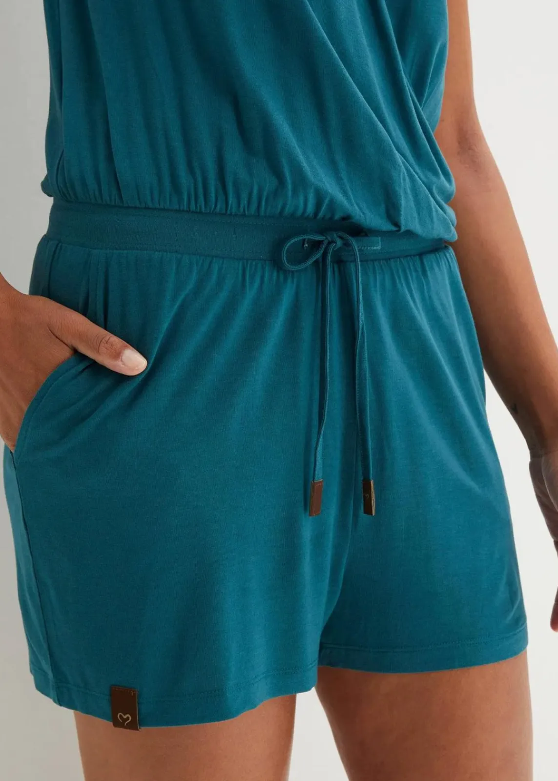 bonprix Bekleidung·Homewear|Jumpsuits^Jersey-Jumpsuit aus softer Viskose pfeffergrün