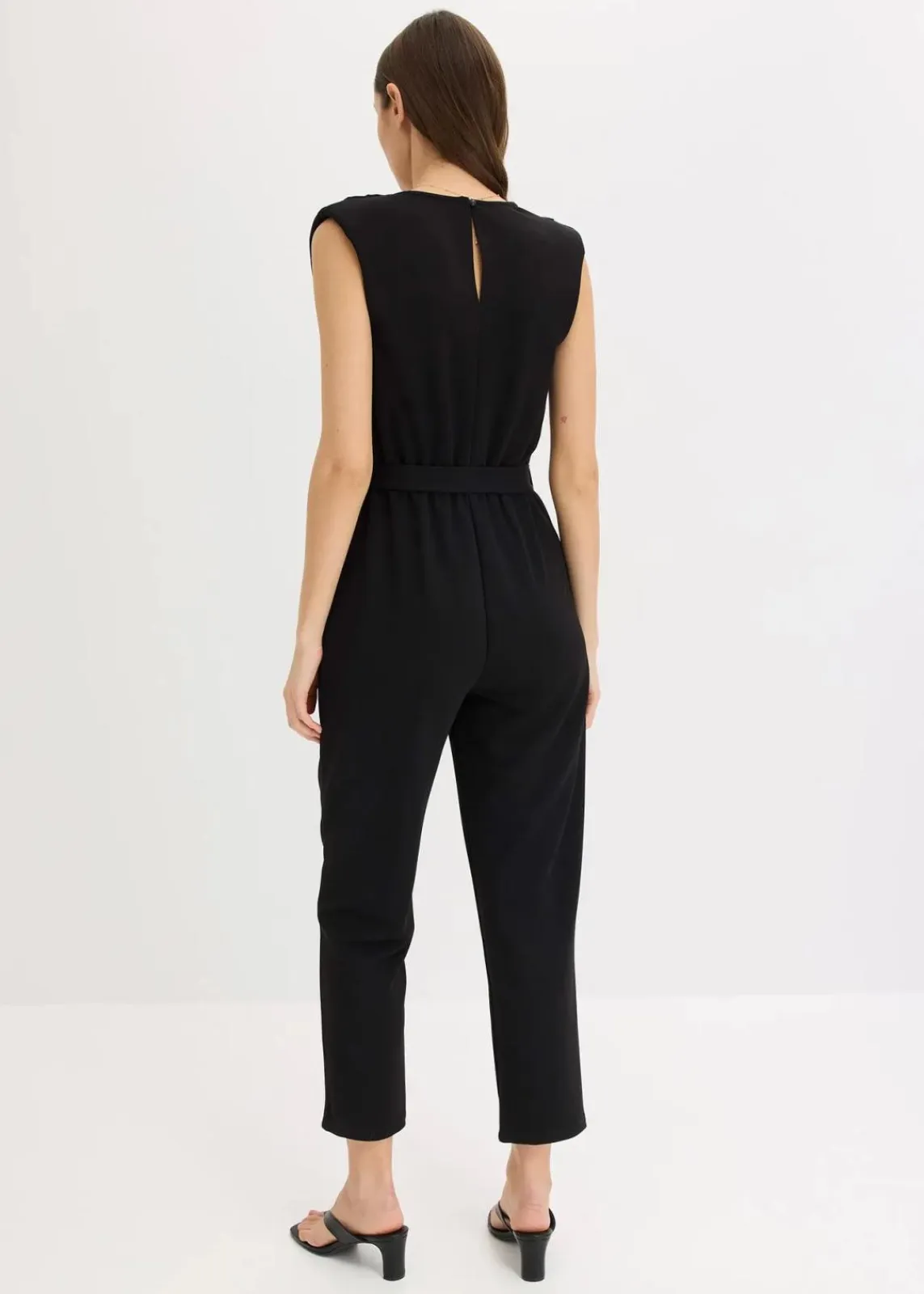 bonprix Bekleidung·Homewear|Jumpsuits^Jersey-Jumpsuit mit Schulterpolster schwarz