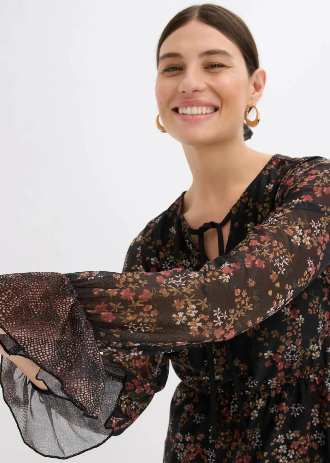 bonprix Bekleidung·Pullover & Strickjacken|Kleider^Jerseykleid schwarz floral