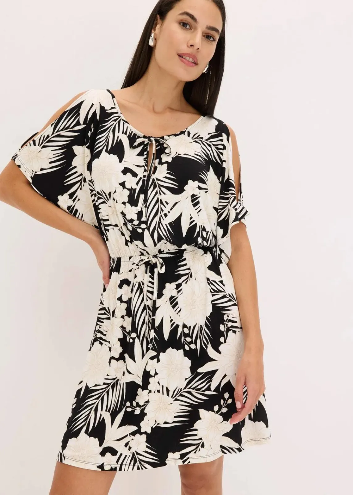 bonprix Bekleidung·Pullover & Strickjacken|Kleider^Jerseykleid schwarz/beige floral