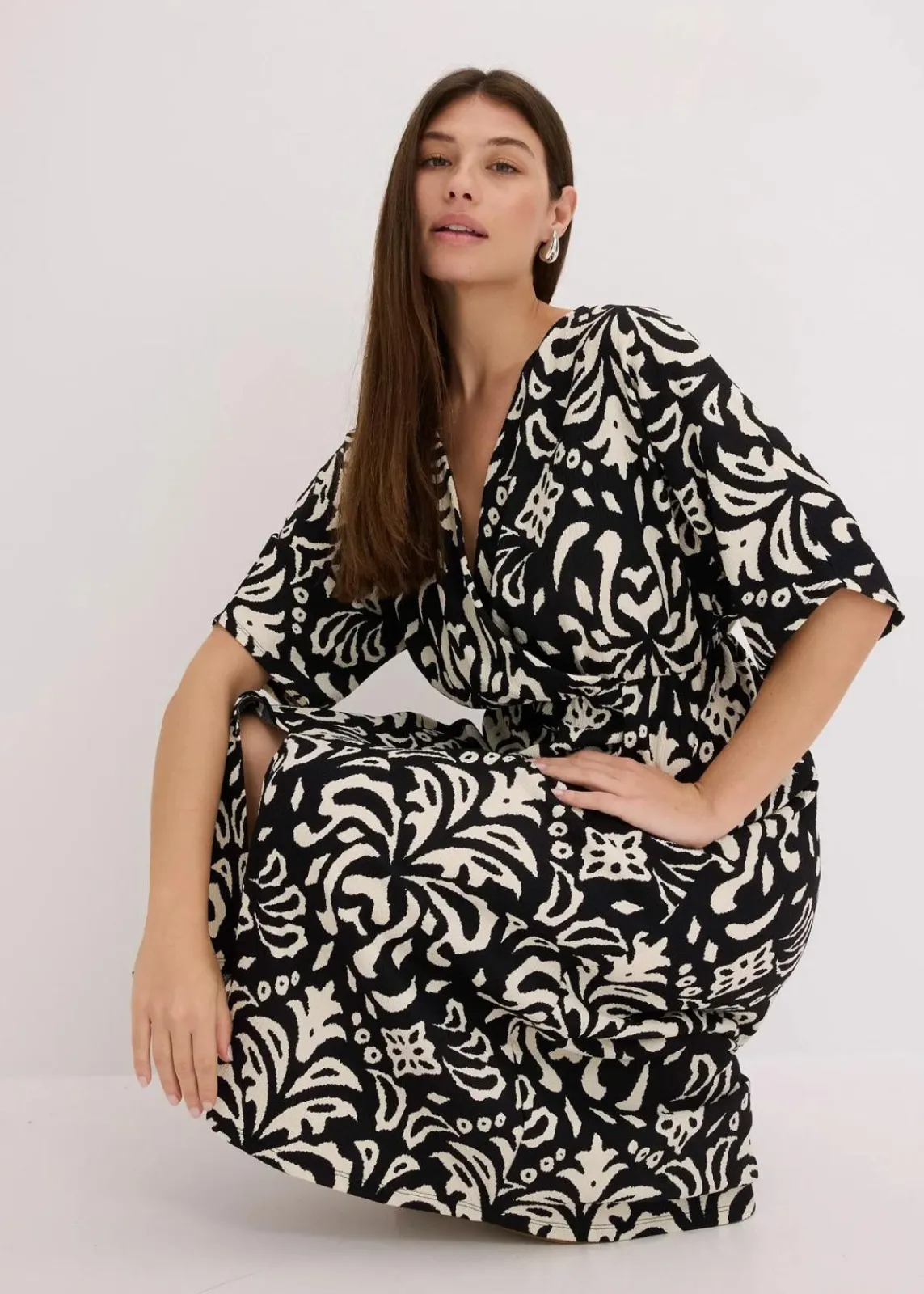 bonprix Bekleidung·Pullover & Strickjacken|Kleider^Jerseykleid schwarz/weiß bedruckt