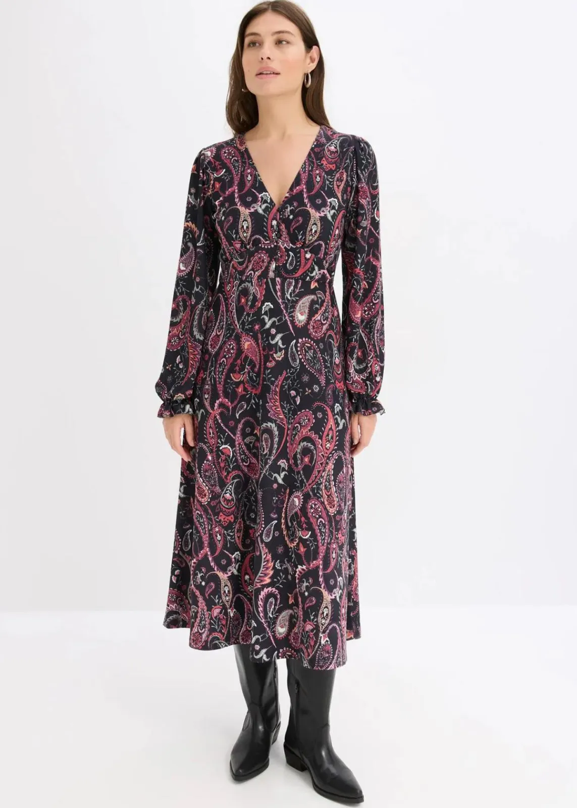 bonprix Bekleidung·Pullover & Strickjacken|Kleider^Jerseykleid schwarz paisley