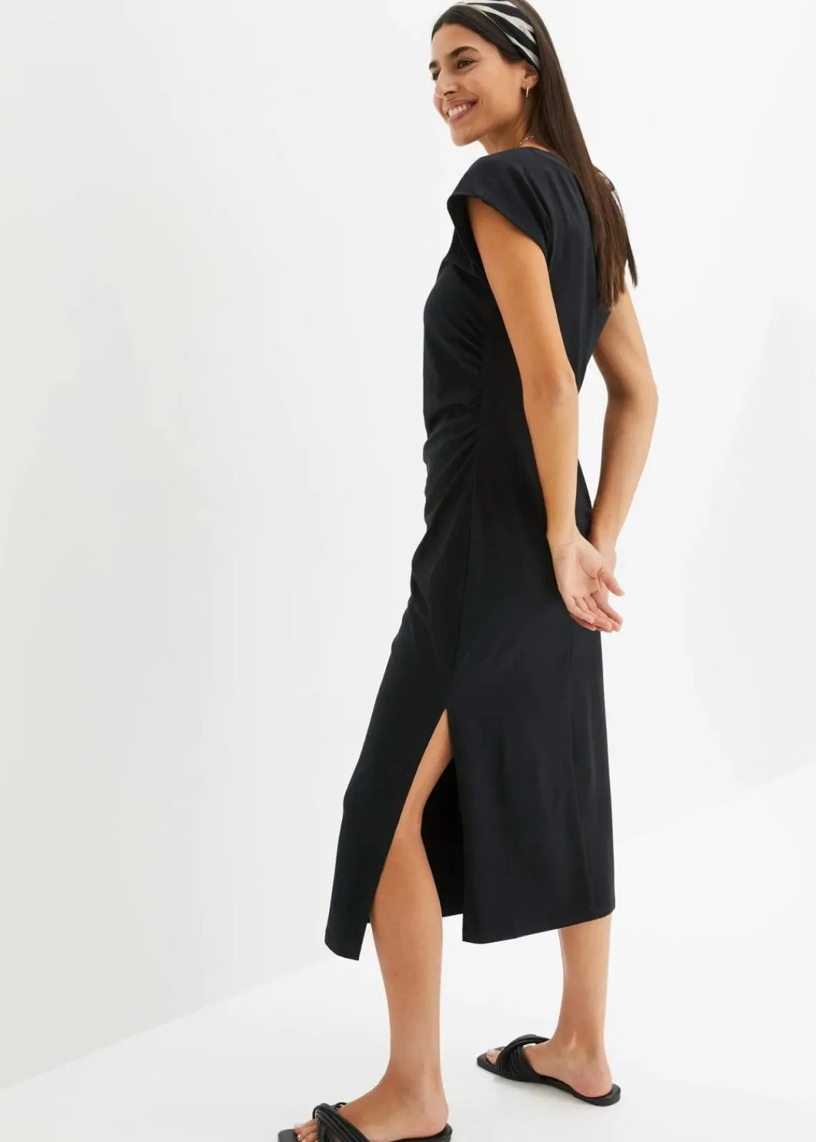 bonprix Bekleidung·Pullover & Strickjacken^Jerseykleid aus Baumwolle mit Stretch schwarz