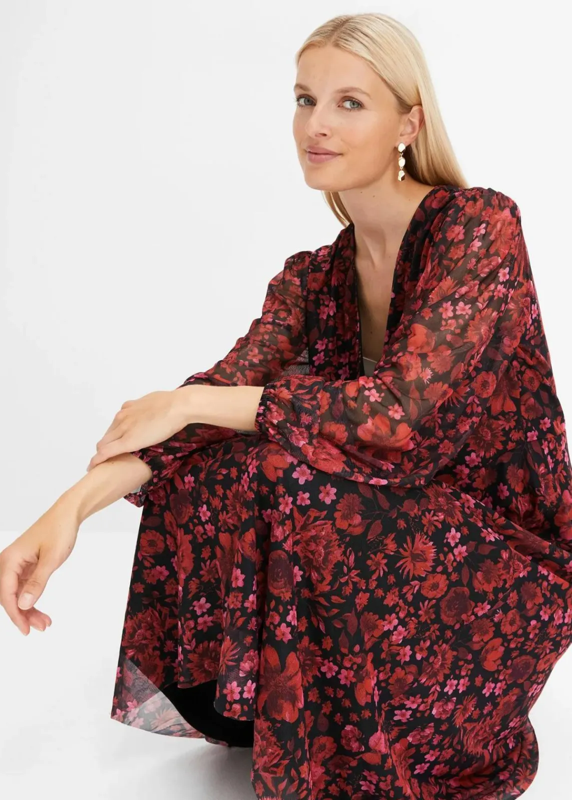 bonprix Nachhaltigere Materialien|Kleider^Jersey-Kleid aus Mesh dunkelrot geblümt