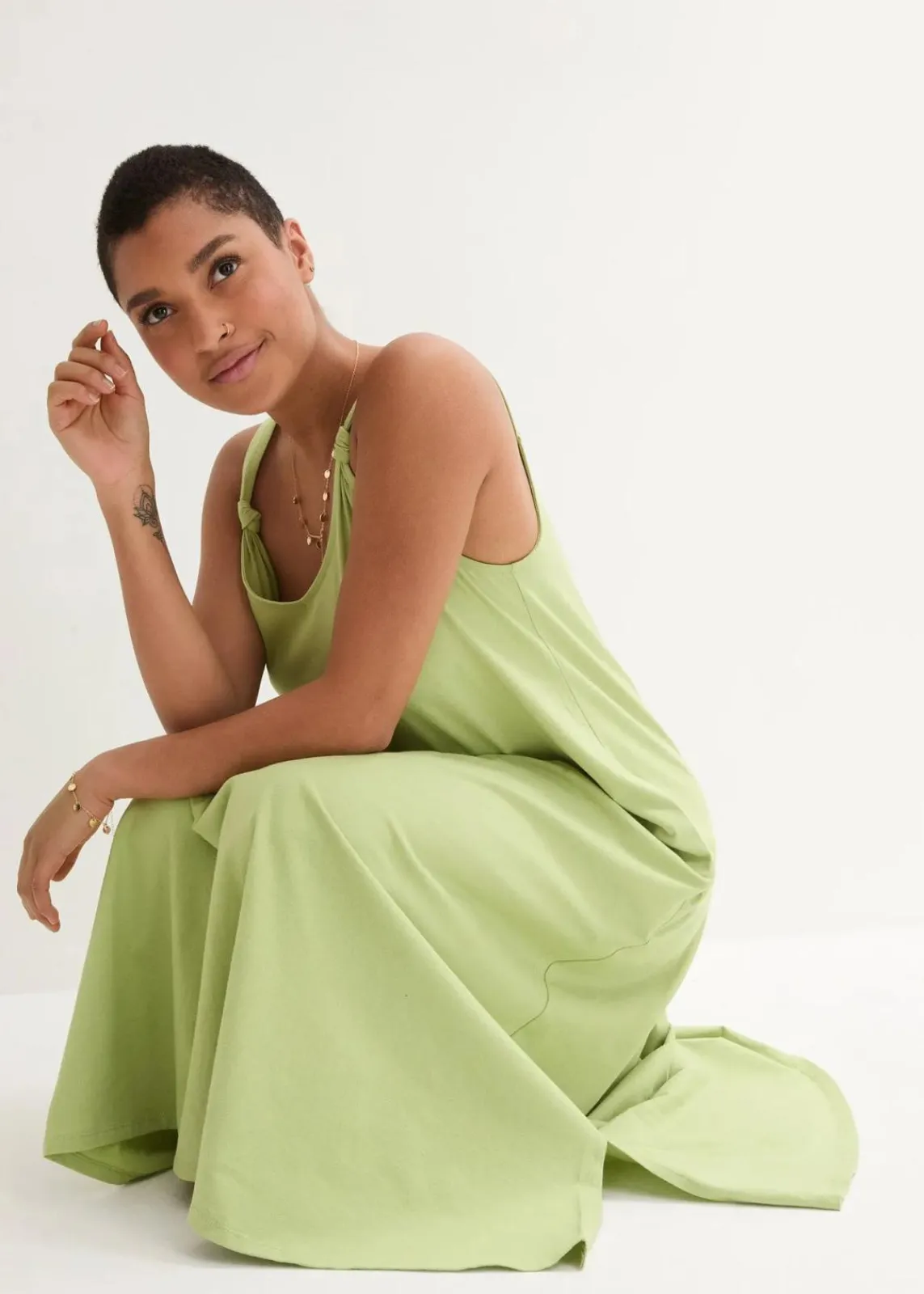 bonprix Kleider|Nachhaltigere Materialien^Jerseykleid aus reiner Baumwolle birnengrün