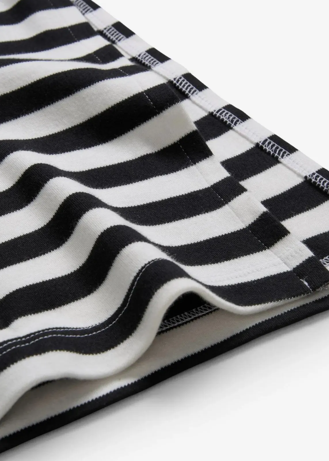 bonprix Nachhaltigere Materialien|Kleider^Jerseykleid aus reiner Baumwolle schwarz/wollweiß gestreift