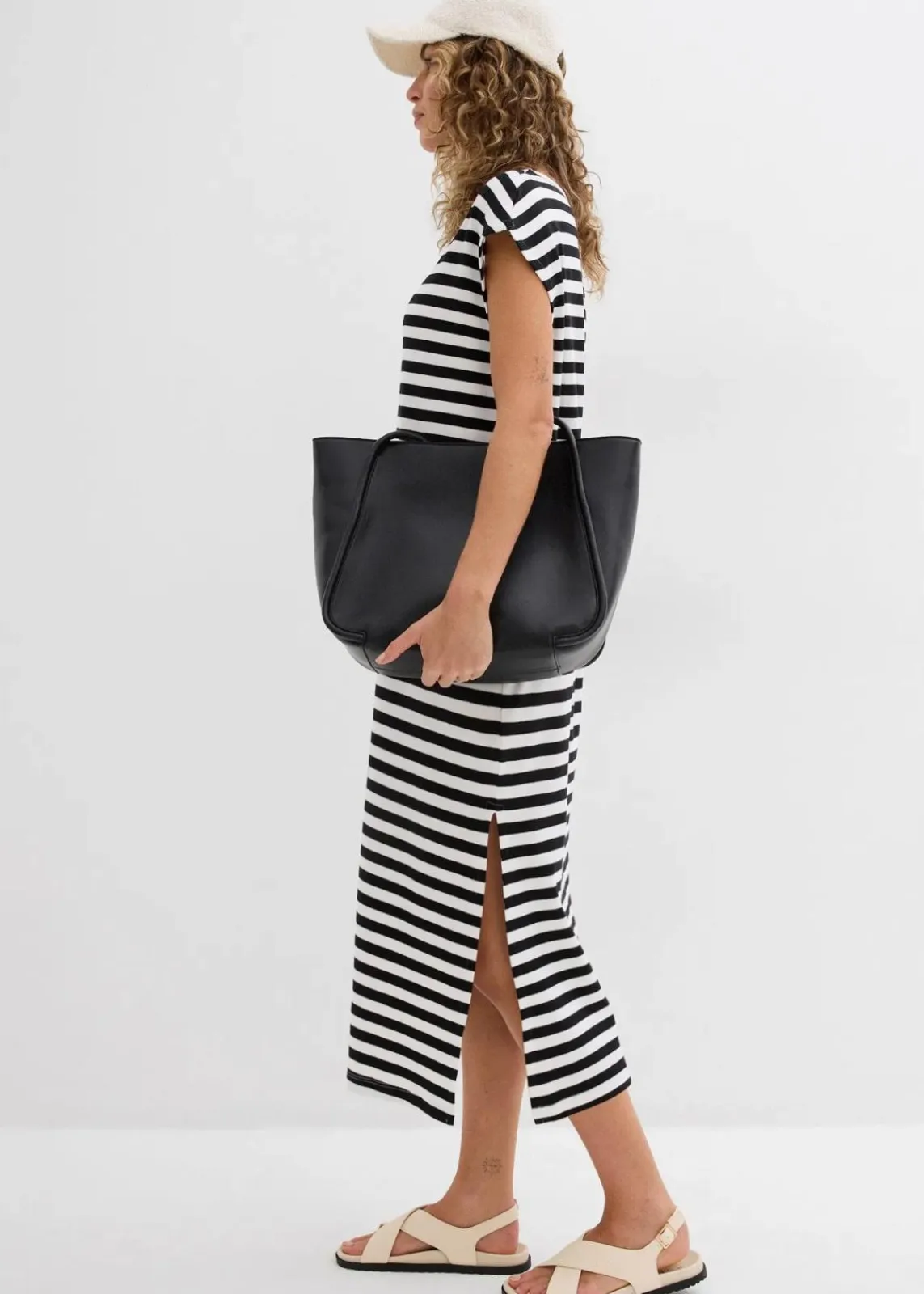 bonprix Nachhaltigere Materialien|Kleider^Jerseykleid aus reiner Baumwolle schwarz/wollweiß gestreift