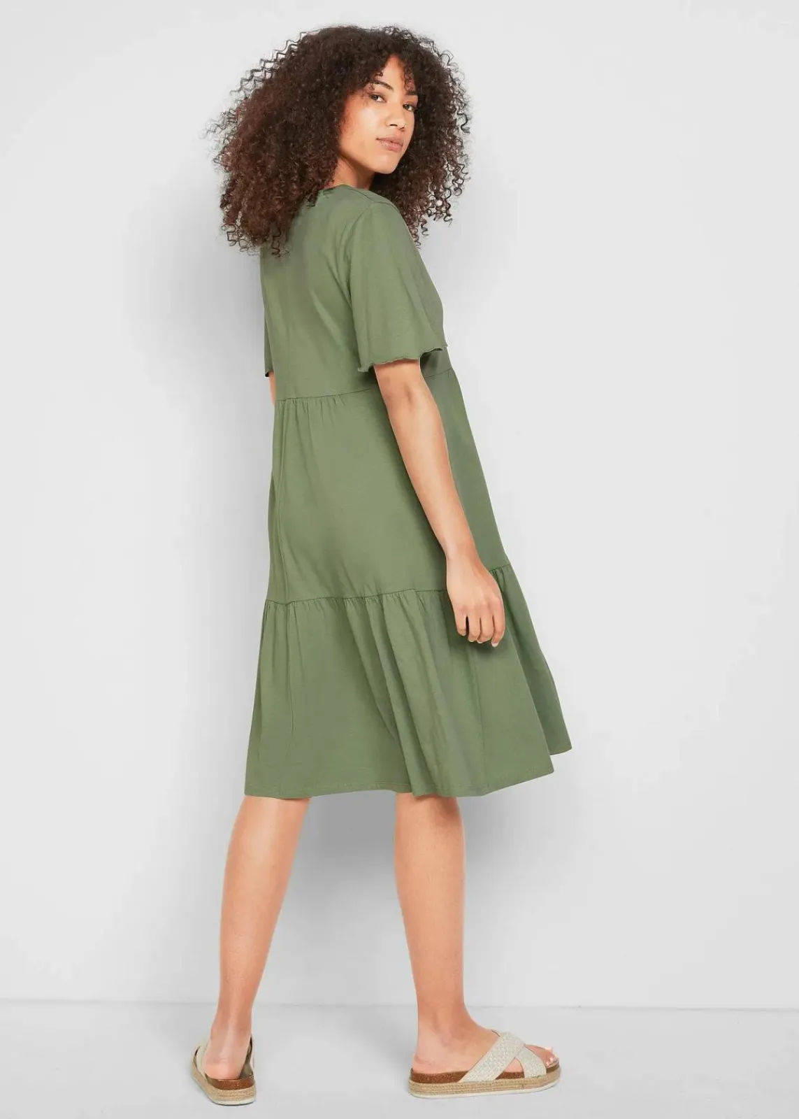 bonprix Nachhaltigere Materialien|Kleider^Jerseykleid aus reiner Baumwolle piniengrün