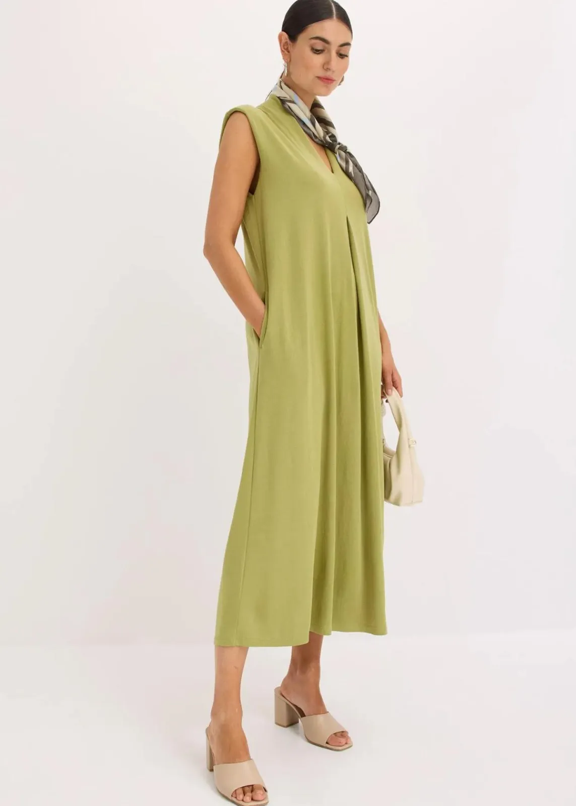bonprix Kleider|Bekleidung·Pullover & Strickjacken^Jerseykleid aus Viskose-Mix mit Schulterpolster goldoliv