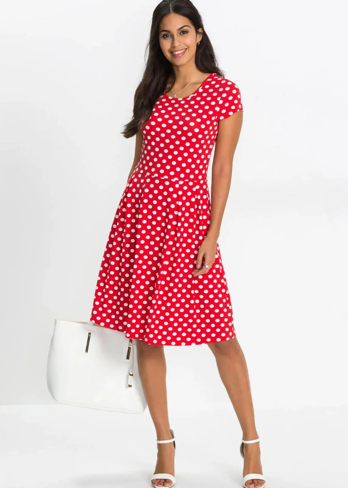 bonprix Kleider|Nachhaltigere Materialien^Jerseykleid aus Viskose-Mix erdbeere/weiß gepunktet