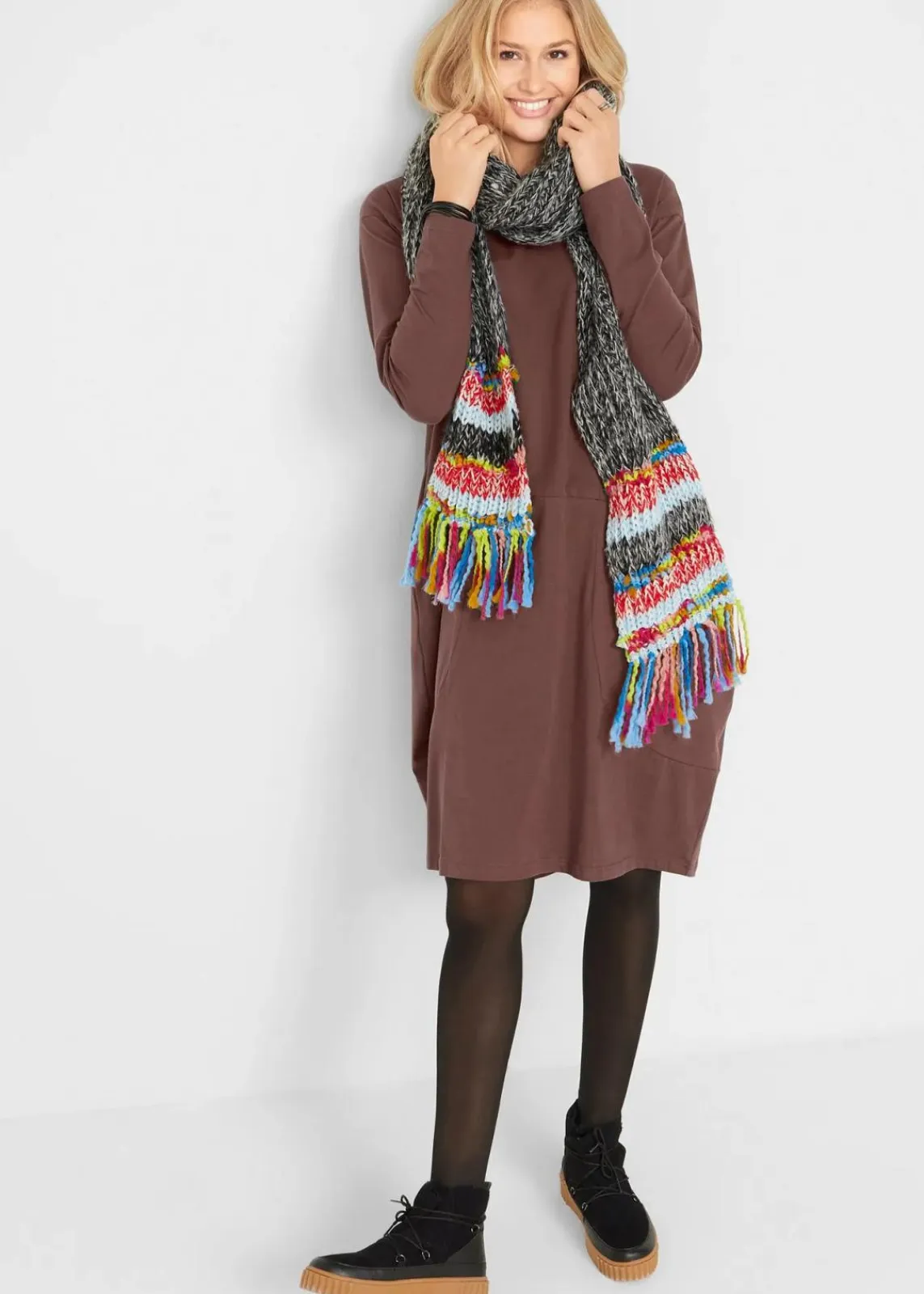 bonprix Kleider|Bekleidung·Pullover & Strickjacken^Jerseykleid in O-Shape terrabraun