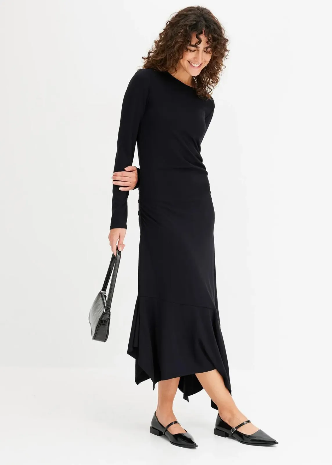 bonprix Bekleidung·Pullover & Strickjacken|Kleider^Jerseykleid mit asymmetrischem Saum schwarz