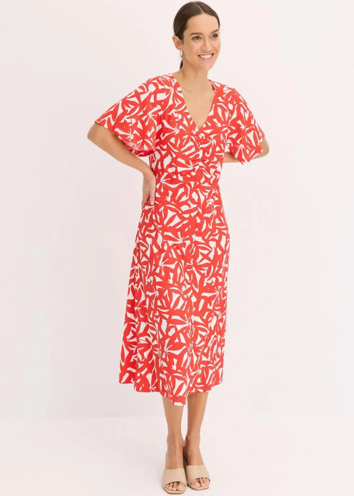 bonprix Kleider^Jerseykleid mit Raffung erdbeere/wollweiß bedruckt