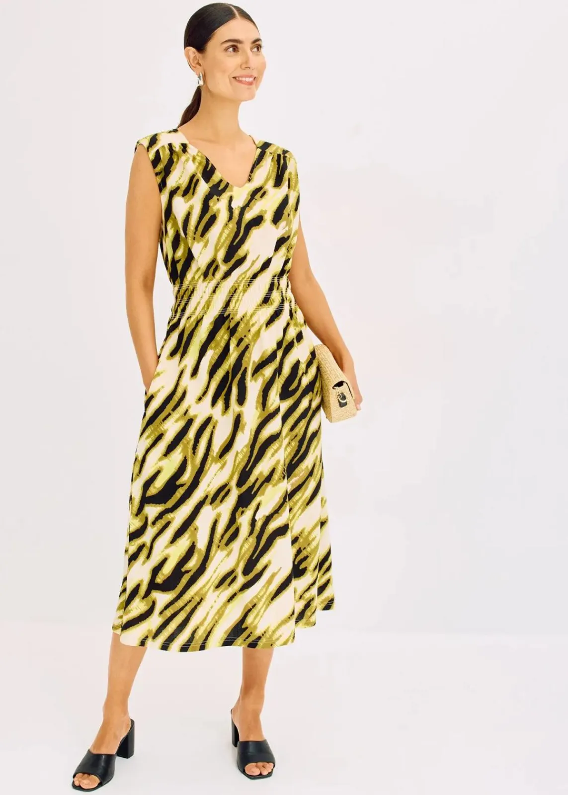 bonprix Bekleidung·Pullover & Strickjacken|Kleider^Jerseykleid mit Smock naturbeige/schwarz zebra bedruckt
