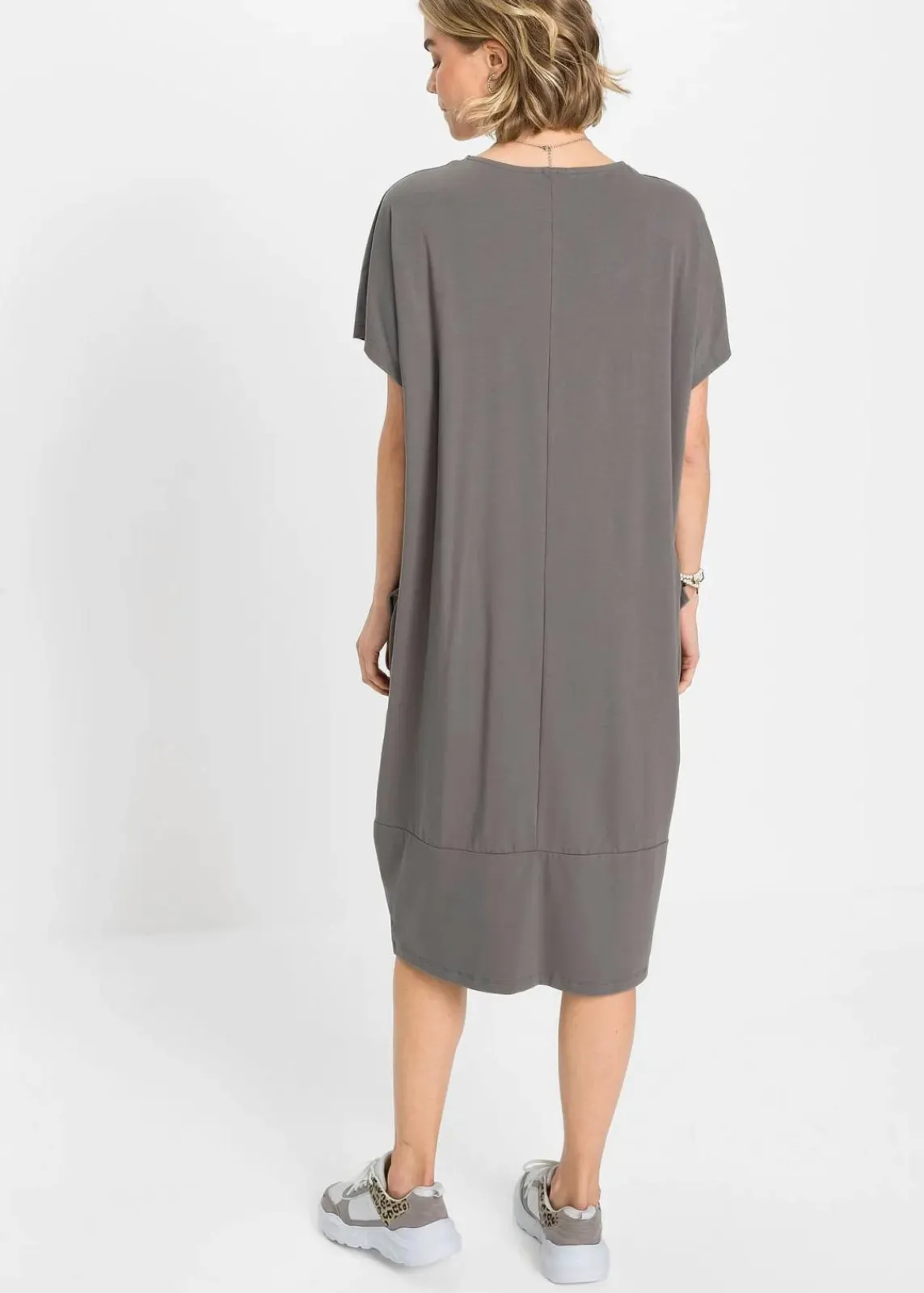 bonprix Bekleidung·Pullover & Strickjacken|Kleider^Jerseykleid mit Taschen grau
