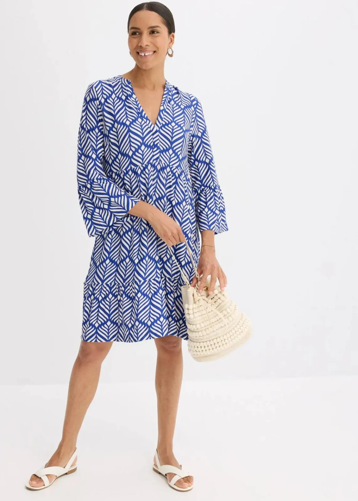 bonprix Bekleidung·Pullover & Strickjacken|Kleider^Jersey-Tunika-Kleid aus softem Viskose-Mix blau/weiß graphisch bedruckt