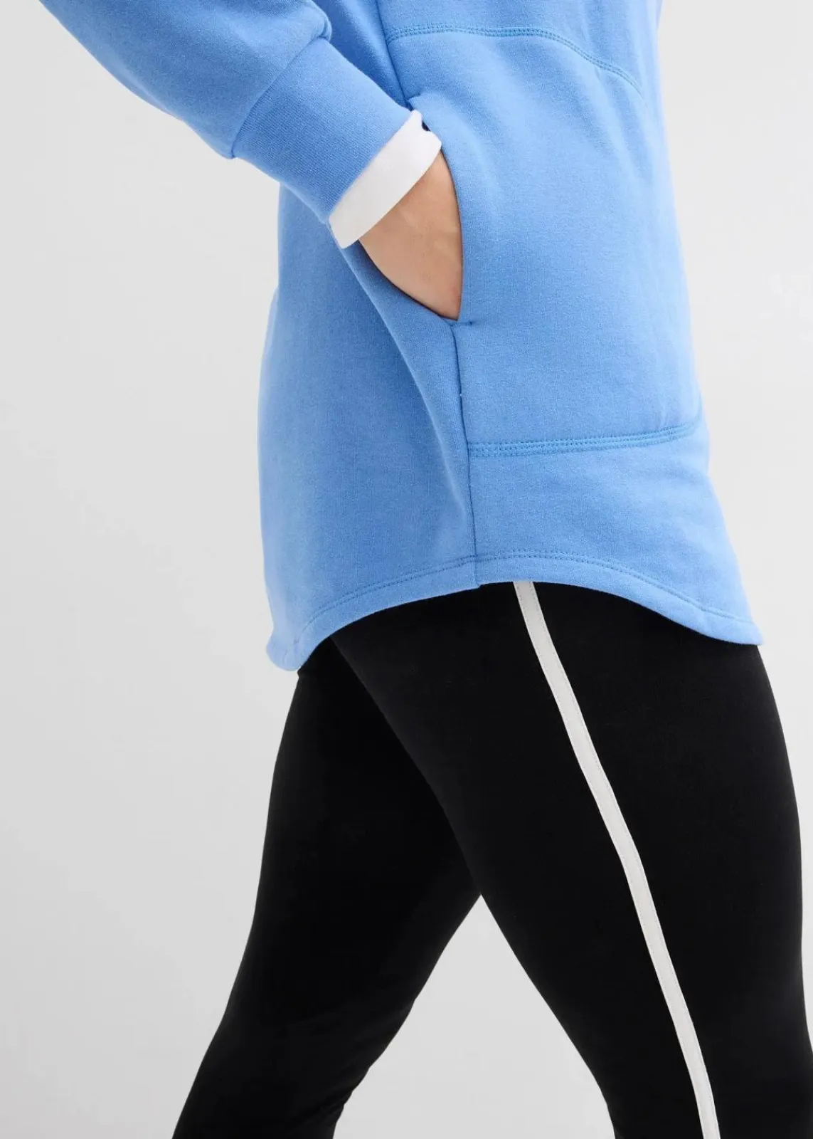 bonprix Bekleidung·Blusen & Tuniken|Bekleidung·Kleider^Jogginganzug mit Long-Sweatshirt und Leggings (2-teilig) mittelblau/schwarz