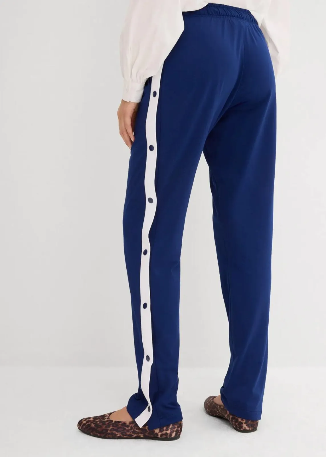 bonprix Bekleidung·Blusen & Tuniken|Bekleidung·Kleider^Jogginghose mit Druckknöpfen, schnelltrocknend tiefseeblau
