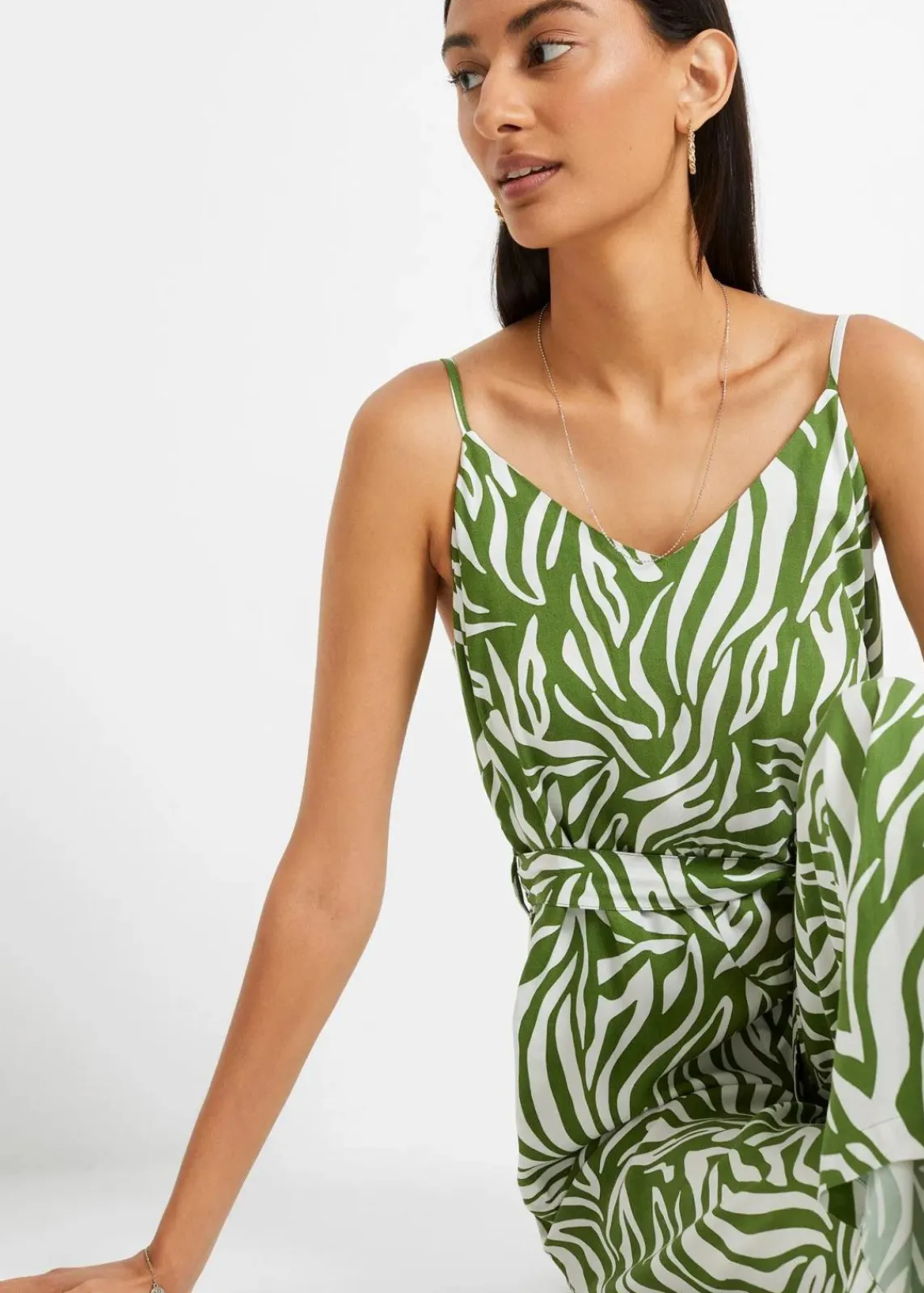 bonprix Bekleidung·Homewear|Jumpsuits^Jumpsuit aus fließender Viskose forstgrün/weiß zebra bedruckt