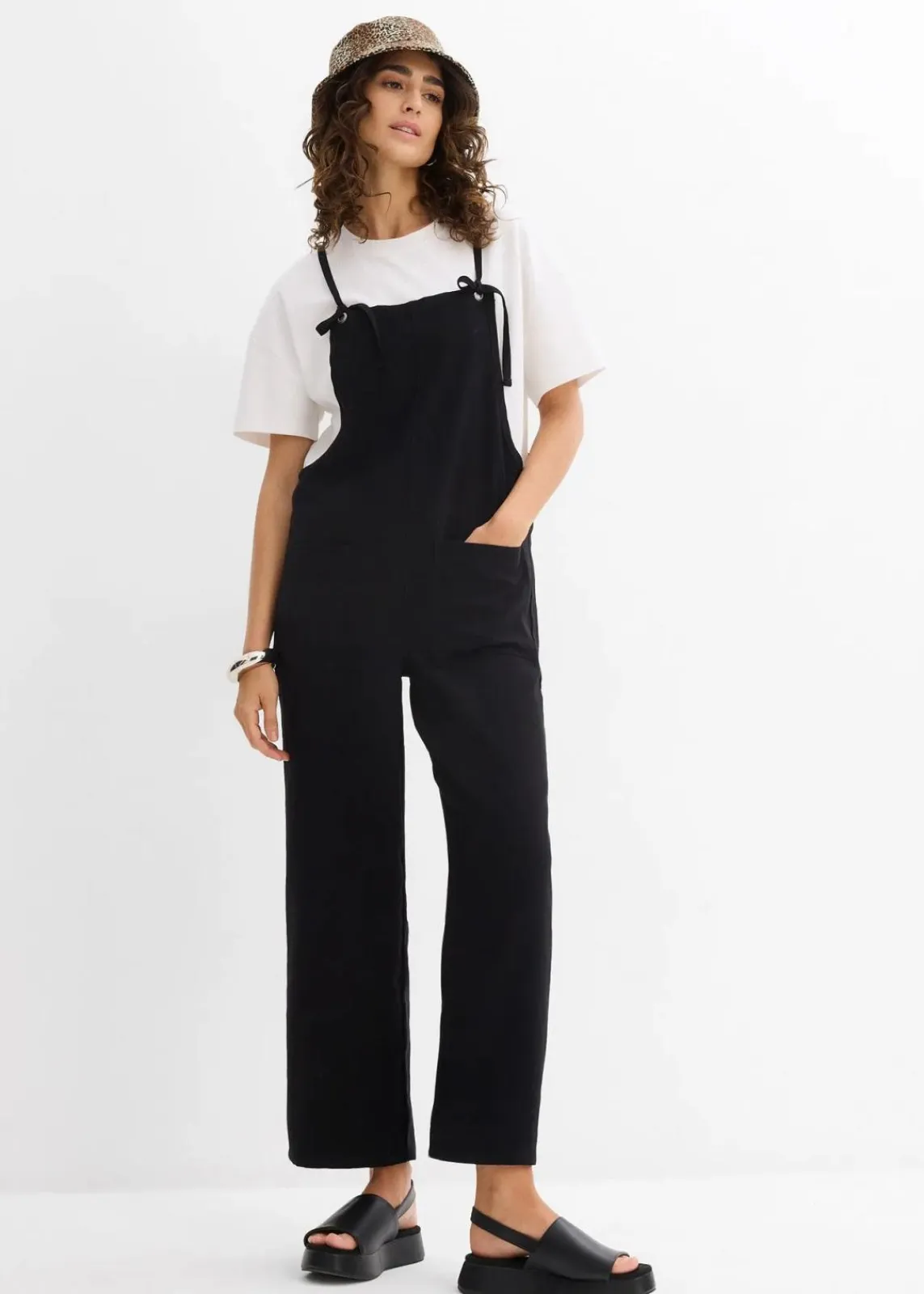 bonprix Nachhaltigere Materialien|Jumpsuits^Jumpsuit aus softer Viskose schwarz
