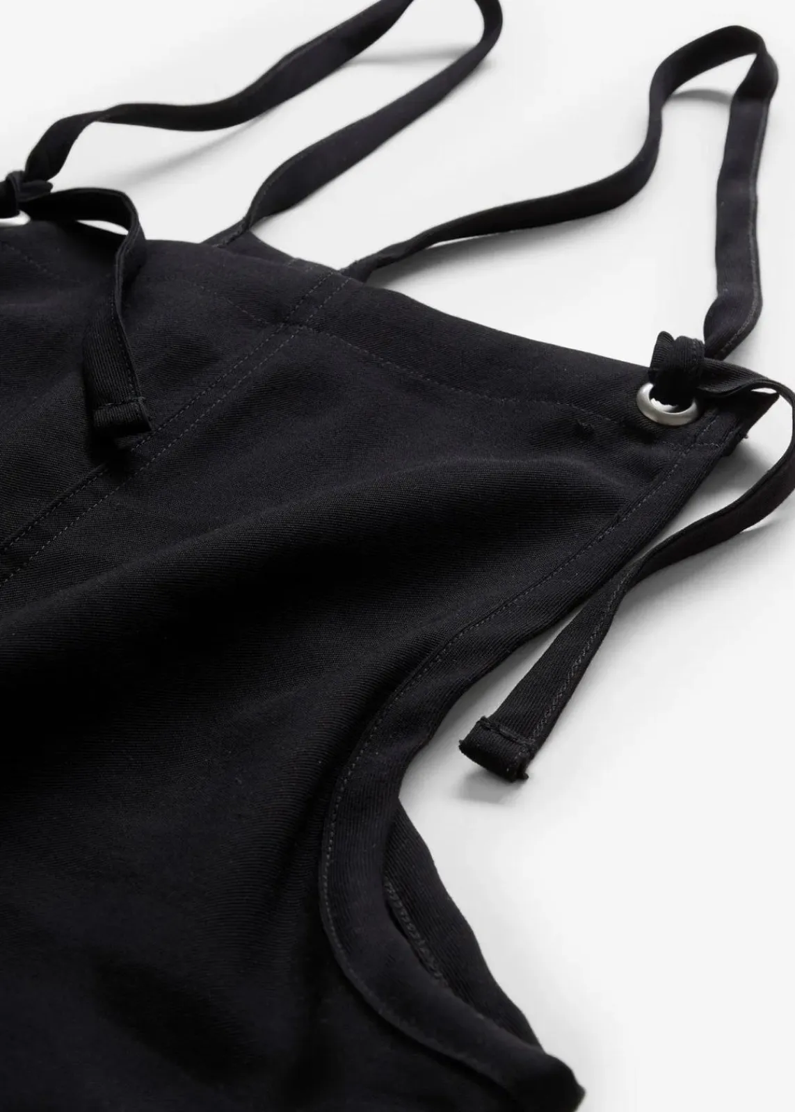 bonprix Nachhaltigere Materialien|Jumpsuits^Jumpsuit aus softer Viskose schwarz