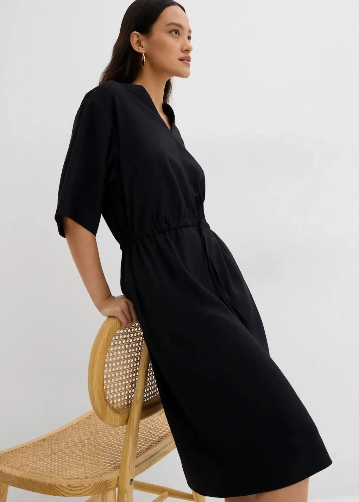 bonprix Bekleidung·Pullover & Strickjacken|Kleider^Kaftan-Kleid aus feiner Viskose schwarz