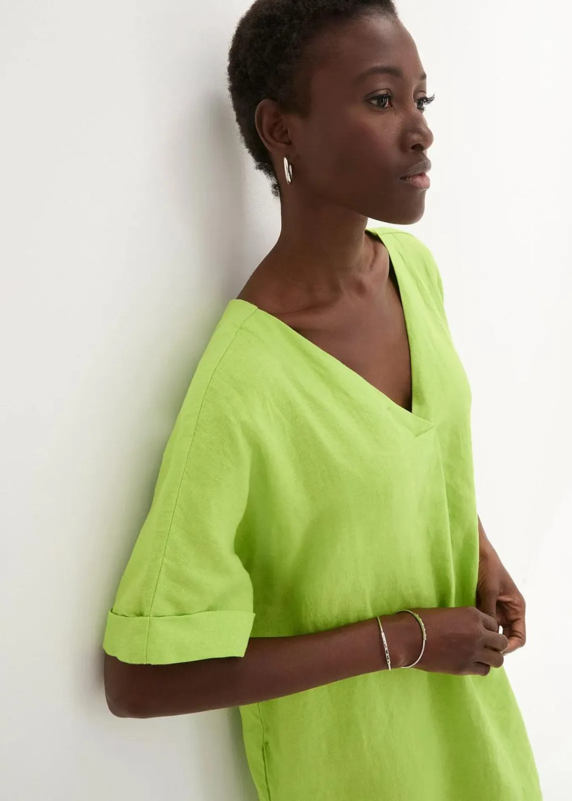 bonprix Nachhaltigere Materialien|Premium^Kaftan-Kleid aus reinem Leinen limonengrün