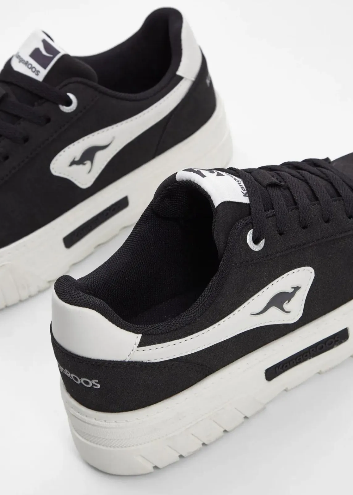 Kangaroos High Heels|Sneaker^Plateau-Sneaker schwarz