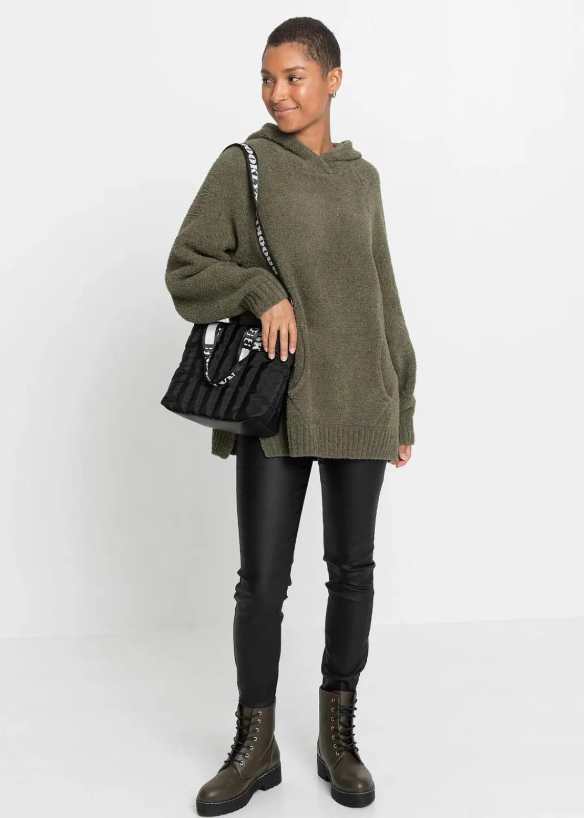 bonprix Bekleidung·Umstandsmode|Bekleidung·Jeans^Kapuzenpullover in Teddy-Fleece dunkeloliv