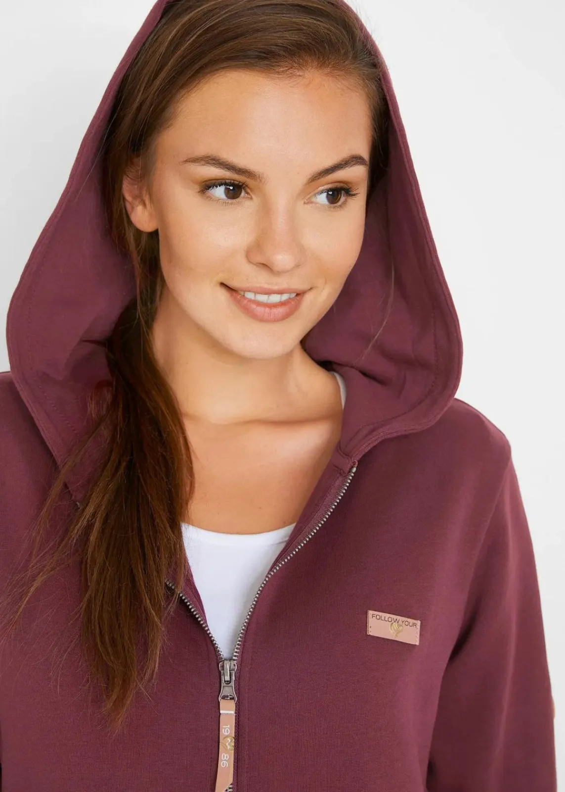 bonprix Sweat|Bekleidung·Blusen & Tuniken^Kapuzen-Sweatjacke aus reiner Baumwolle ahornrot