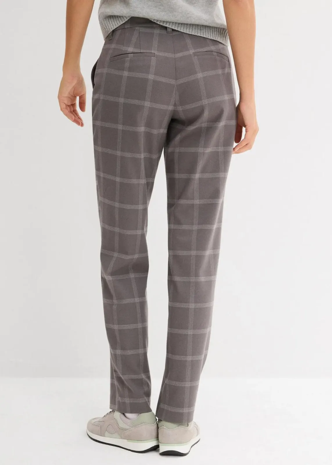 bonprix Hosen|Nachhaltigere Materialien^Karierte Chinohose rauchgrau kariert