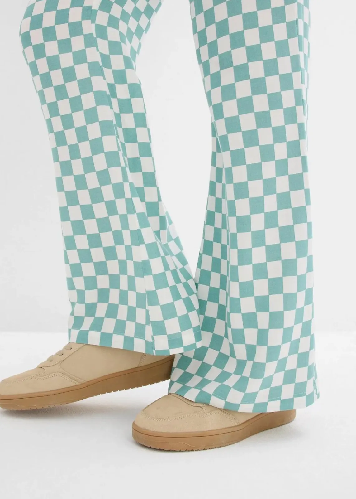 bonprix Bekleidung·Kleider|Hosen^Karierte Marlenehose aus fließender Viskose rauchsalbei/wollweiß kariert