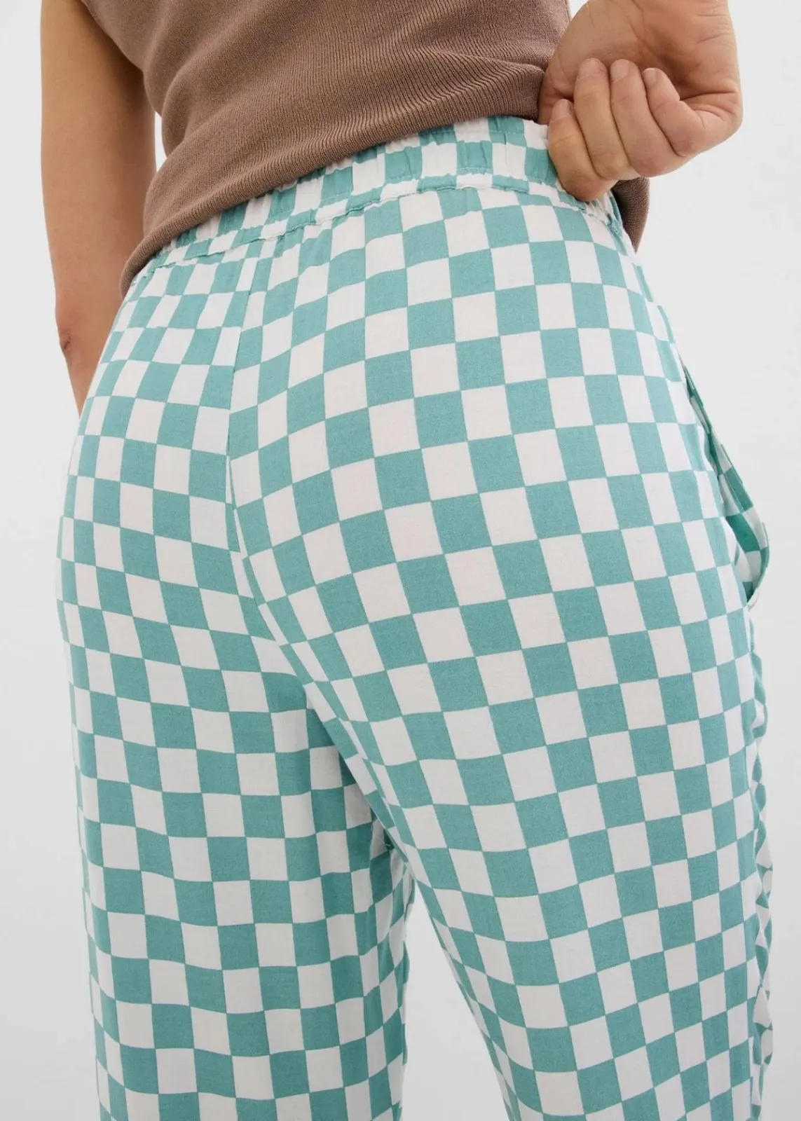 bonprix Bekleidung·Kleider|Hosen^Karierte Marlenehose aus fließender Viskose rauchsalbei/wollweiß kariert