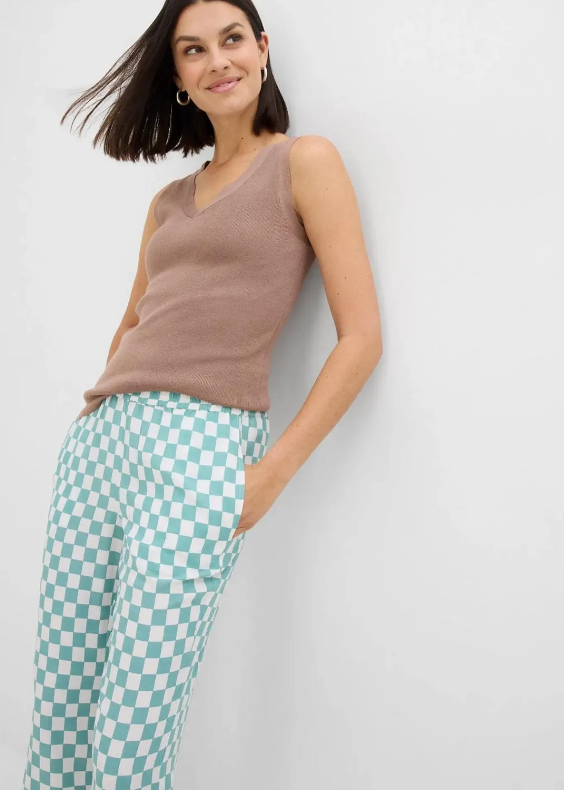 bonprix Bekleidung·Kleider|Hosen^Karierte Marlenehose aus fließender Viskose rauchsalbei/wollweiß kariert