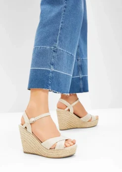 bonprix Sommerschuhe^Keilsandaletten in Bast-Optik beige
