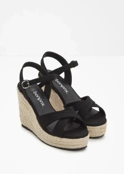 bonprix Sommerschuhe^Keilsandaletten in Bast-Optik schwarz
