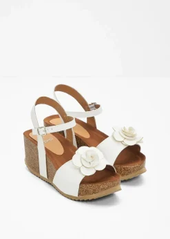 bonprix Sommerschuhe^Keilsandaletten mit Blüten weiß
