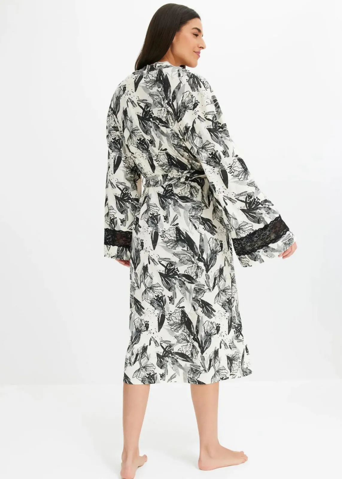 bonprix Wäsche·Bademäntel|Bademäntel^Kimono Bademantel aus softem Viskose-Mix naturbeige/schwarz geblümt