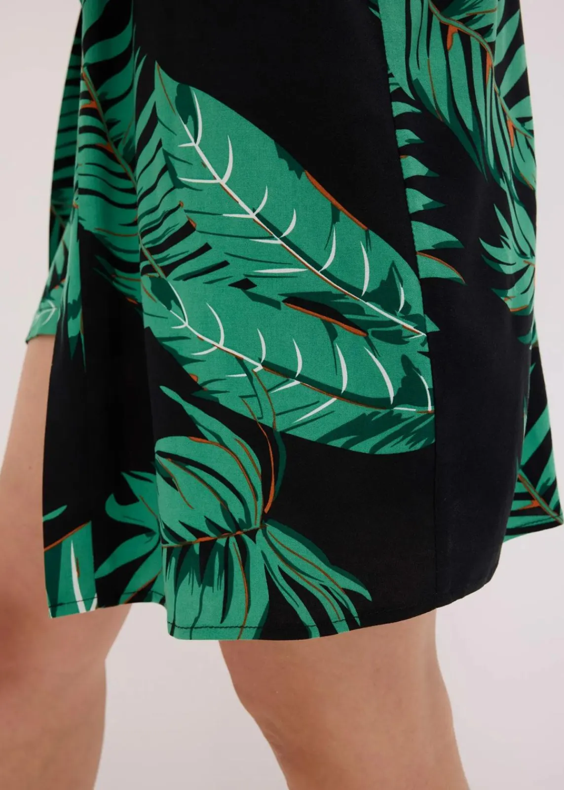 bonprix Zweiteiler & Sets|Blusen & Tuniken^Kimono-Bluse aus fließender Viskose schwarz floral