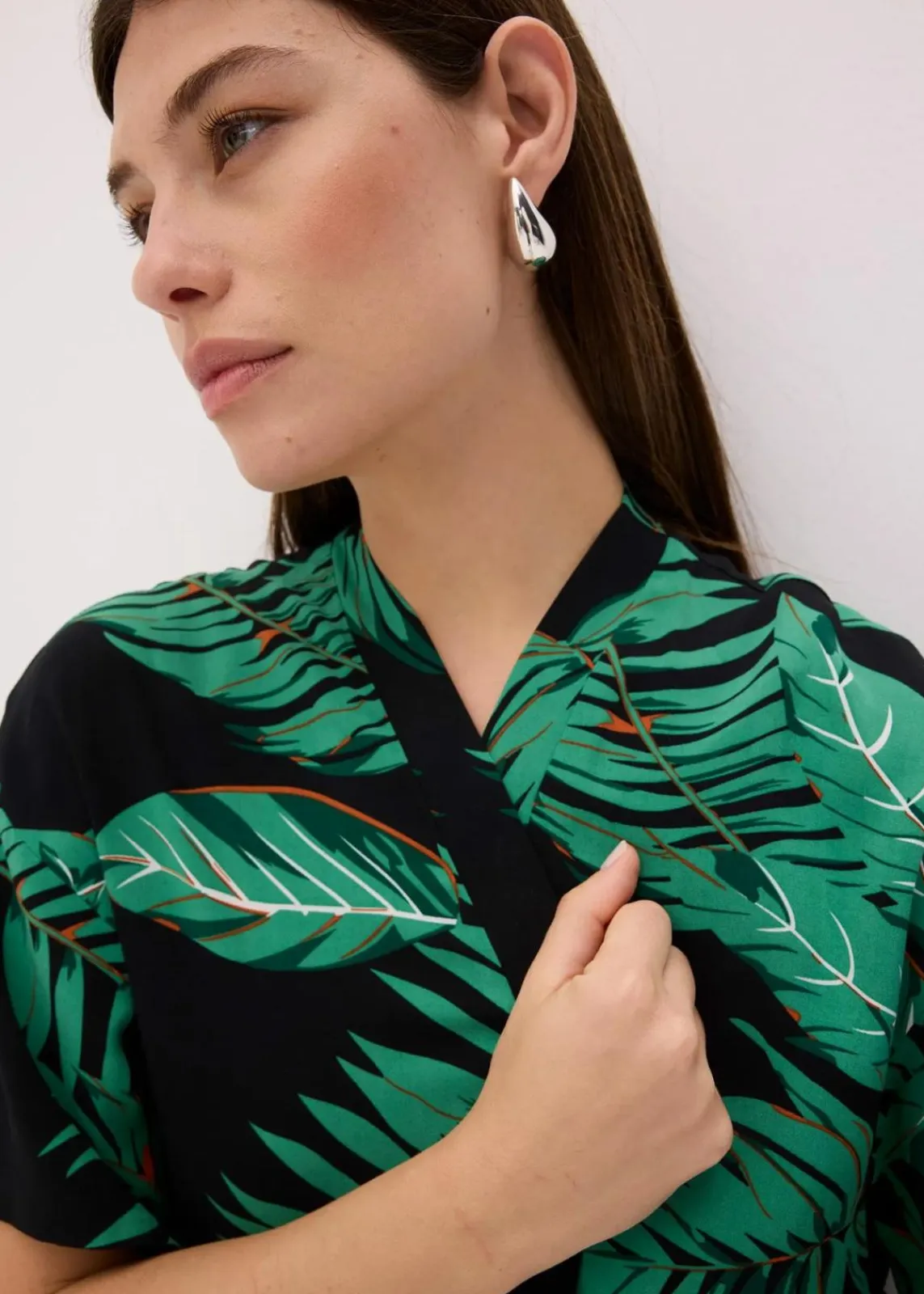 bonprix Zweiteiler & Sets|Blusen & Tuniken^Kimono-Bluse aus fließender Viskose schwarz floral