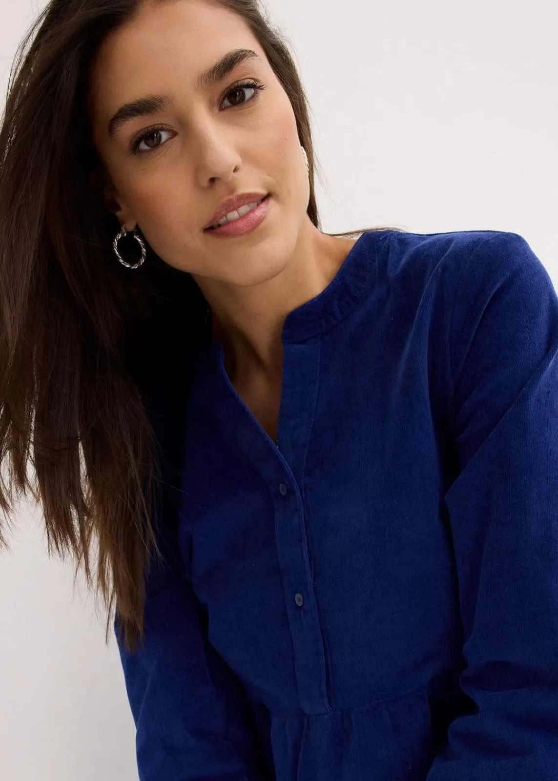 bonprix Kleider|Bekleidung·Pullover & Strickjacken^Kleid aus Baumwollcord mitternachtsblau