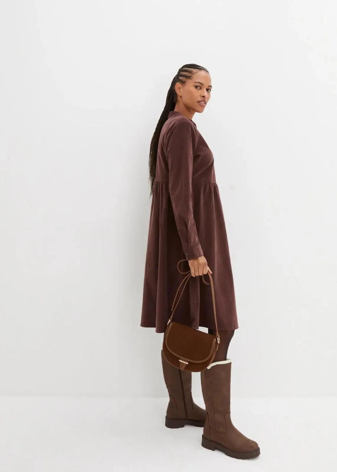 bonprix Kleider|Bekleidung·Pullover & Strickjacken^Kleid aus Baumwollcord terrabraun