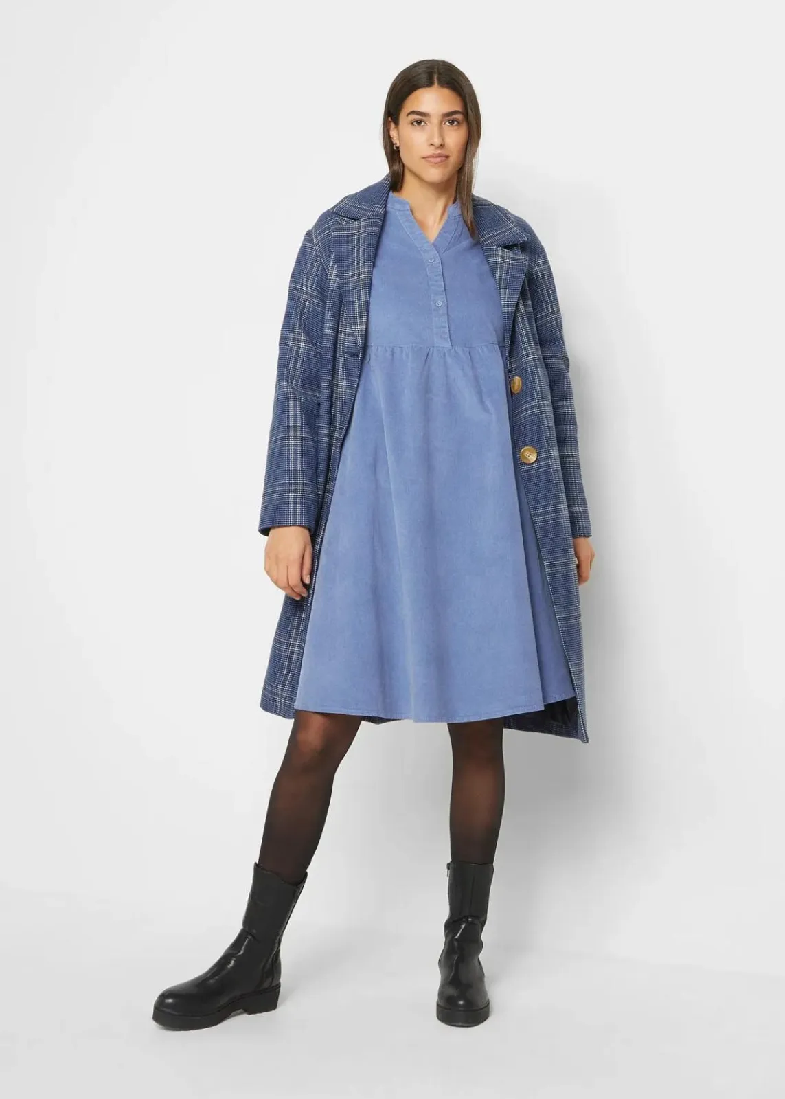 bonprix Bekleidung·Pullover & Strickjacken|Kleider^Kleid aus Baumwollcord mattblau
