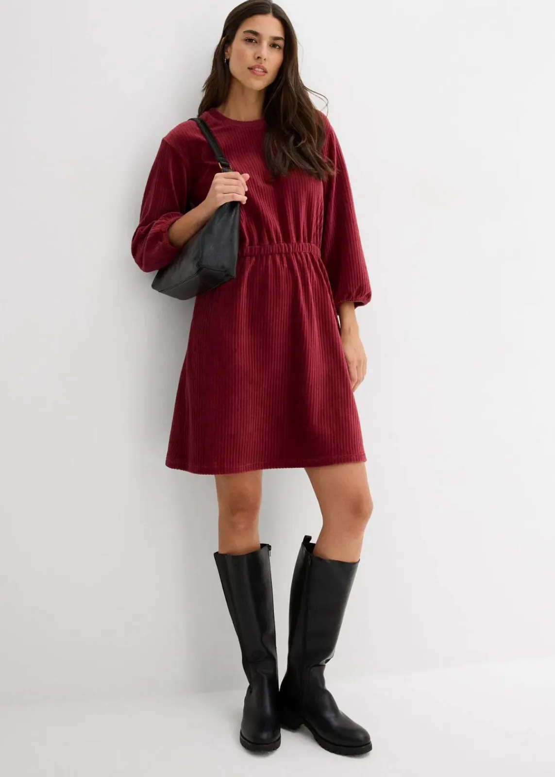 bonprix Kleider|Bekleidung·Pullover & Strickjacken^Kleid aus Jersey-Cord rubinrot