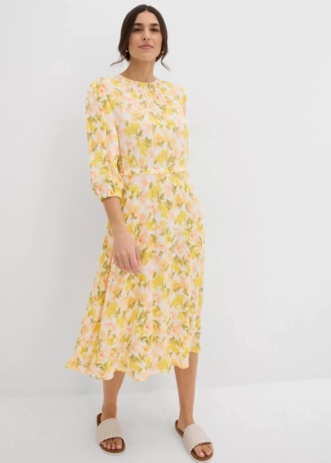 bonprix Bekleidung·Pullover & Strickjacken|Kleider^Kleid aus strukturiertem Crinkle weiß/tulpengelb/mattpistazie/helllachs/melba/limone/moosgrün floral
