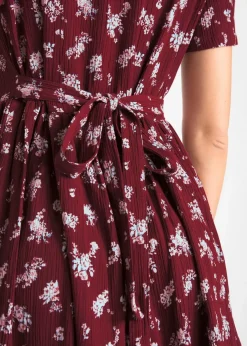 bonprix Kleider|Bekleidung·Pullover & Strickjacken^Kleid mit kurzen Ärmeln bordeaux geblümt